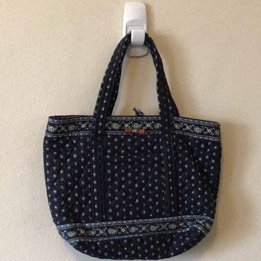 Vera Bradley navy toggle tote